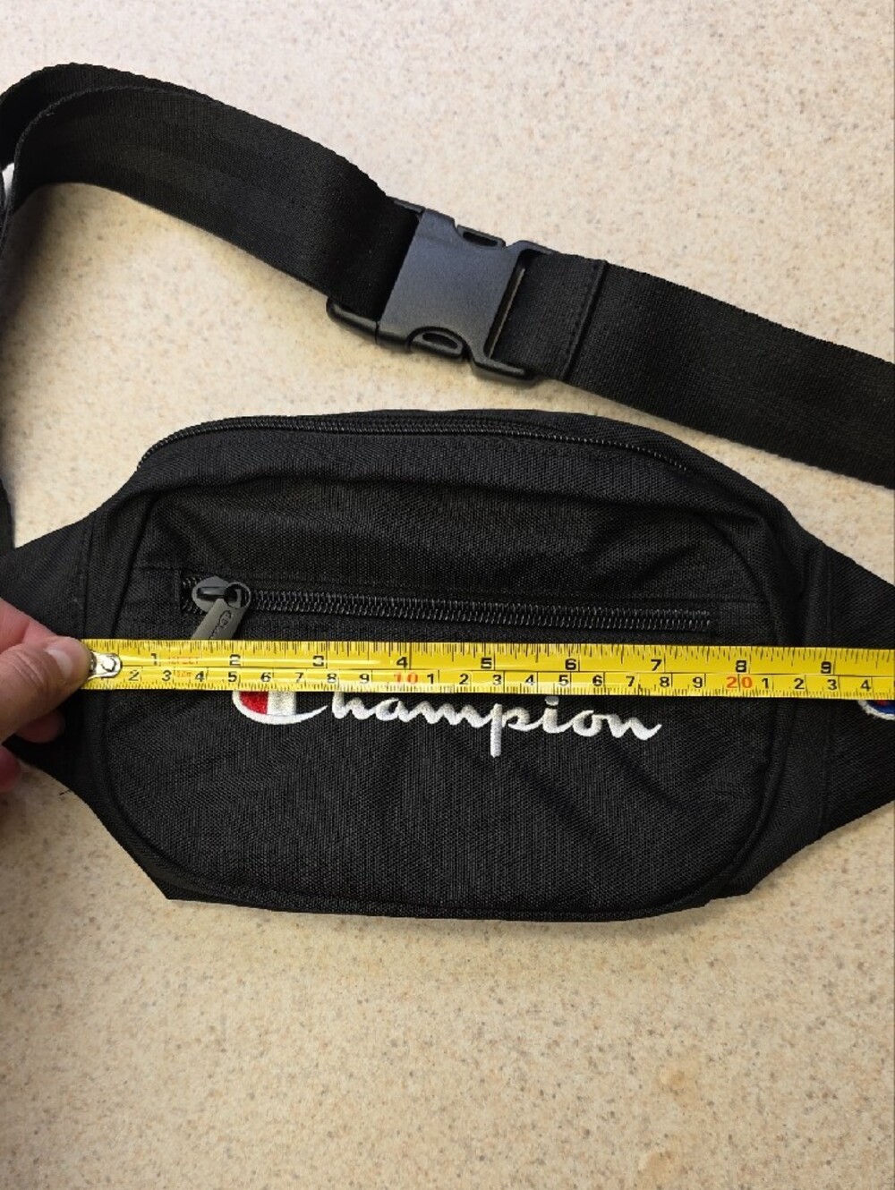 Champion Fanny Pack Waist Bag Adjustable Belt Sling Pack Black Unisex NWOT - Picture 8 of 13